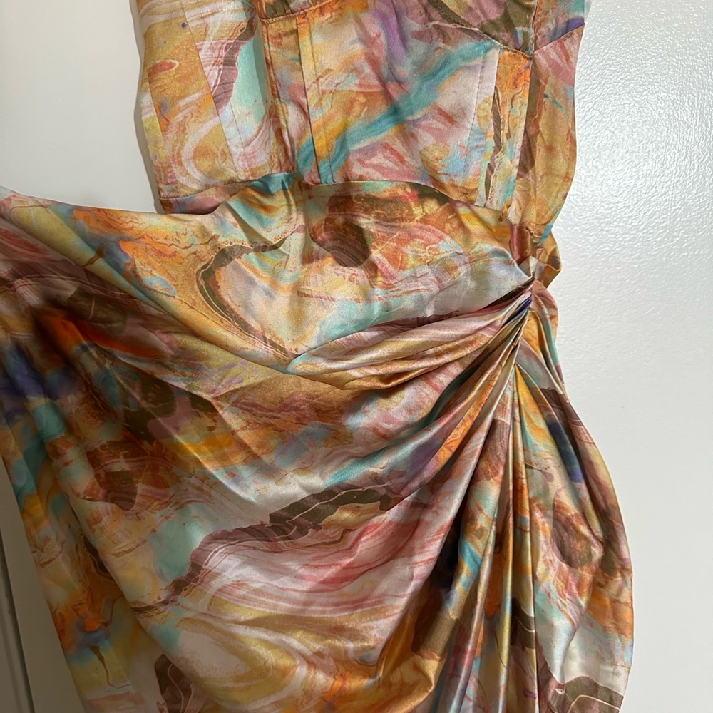 Classy dress from PRETTY LITTLE THING .